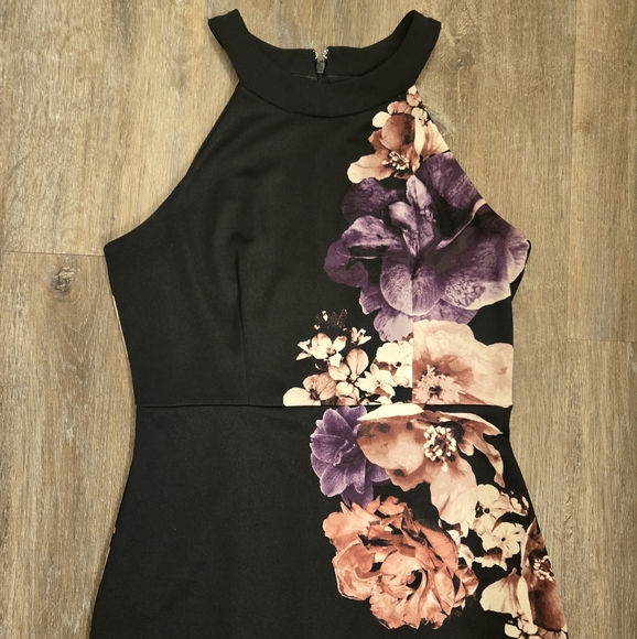 Le Chateau Halter Floral Bodycon Dress Size Small - Picture 4 of 8